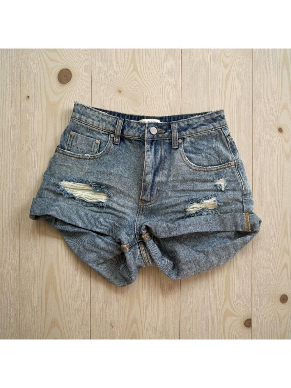 MUSTARD SEED Cuffed Distressed Denim Shorts Size Small